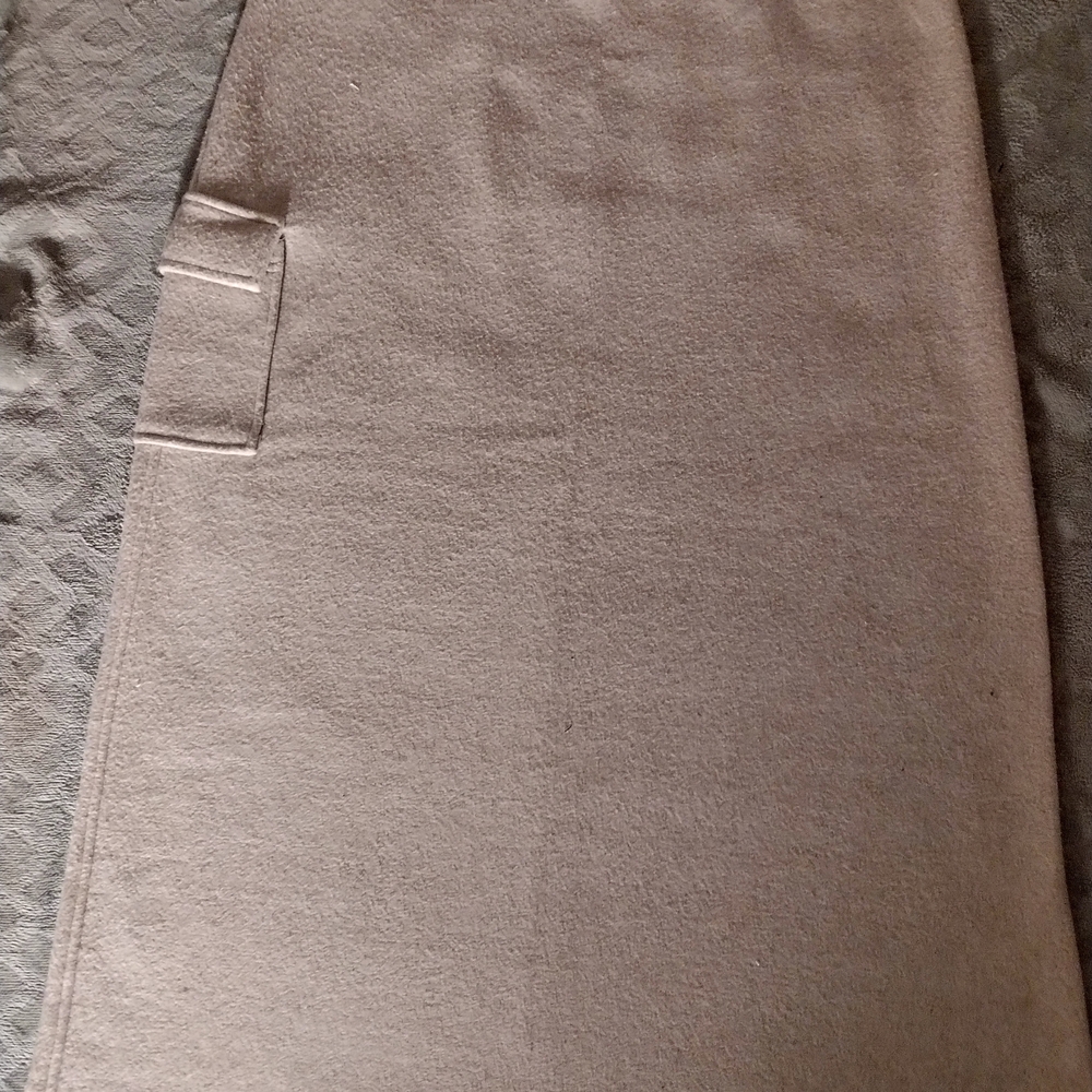 Chic Beige Maxi Skirt